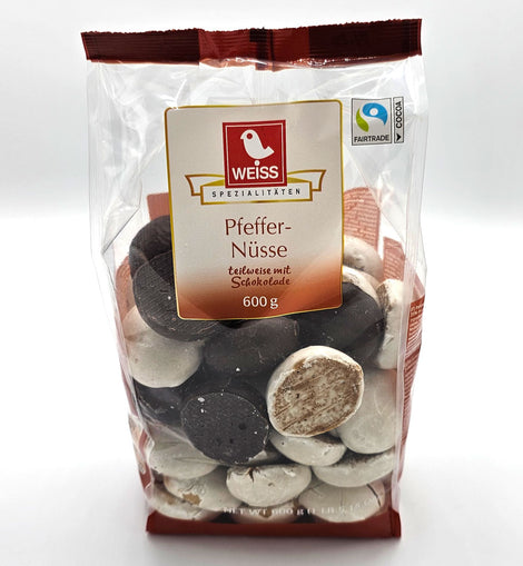 SPEZIALITATEN – Company WEISS mit German Sausage Pfeffer- Schokolade teilweise Nüsse
